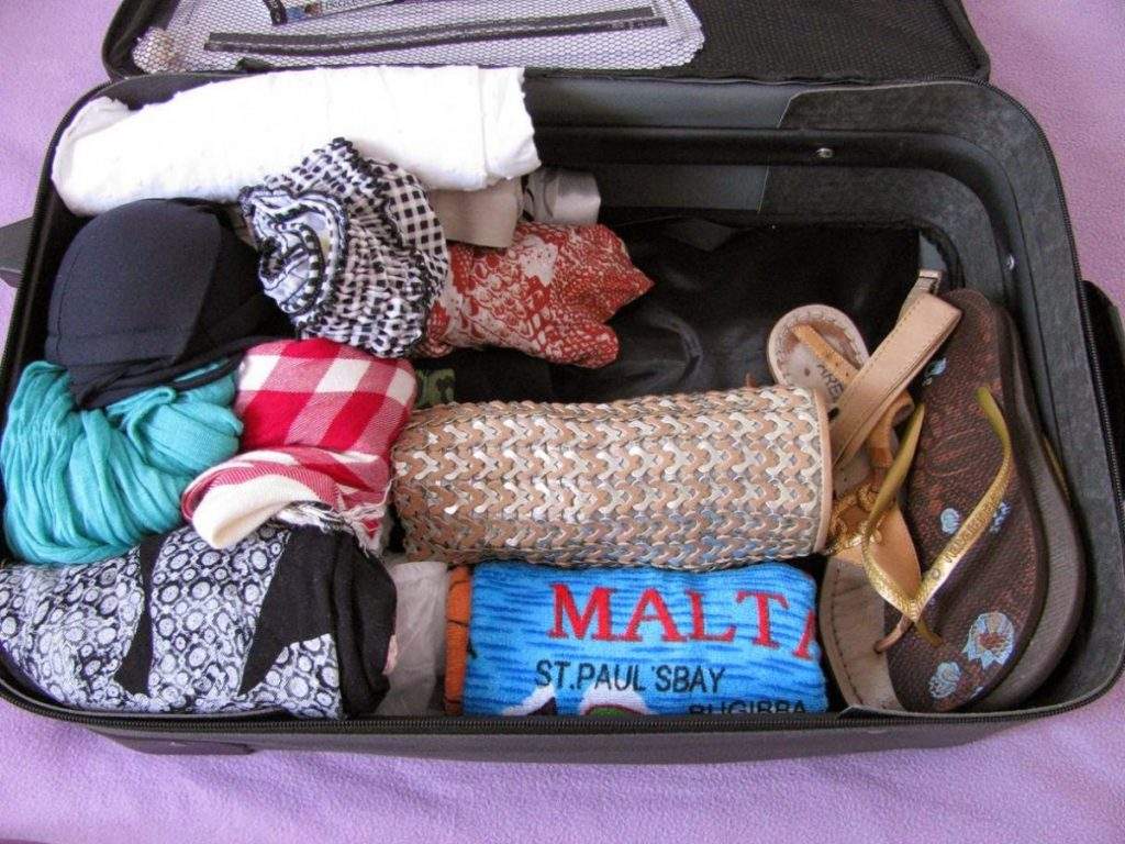 dicas-viagem-disney-mala-o-que-levar-adaptador-universal-tag-roupa (5)