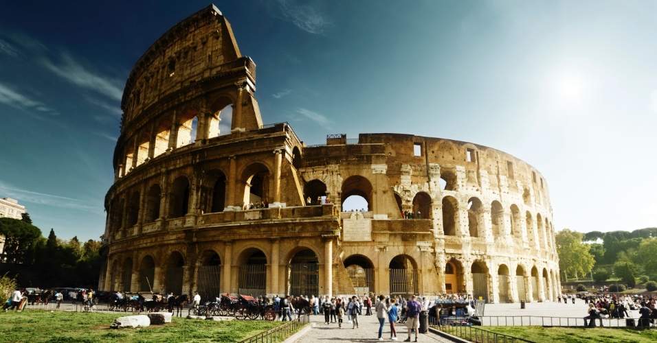o-coliseu-em-roma-e-um-dos-monumentos-mais-visitados-da-italia-1378848924161_956x500